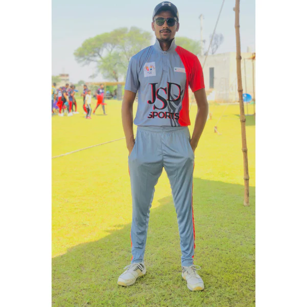 Khawaja Arham portrait in Cricket training shirt