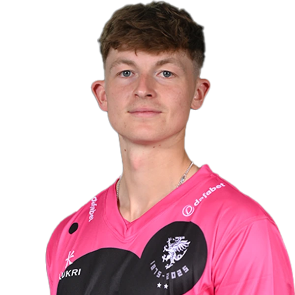 Alfie Ogborne portrait in Official Somerset squad shirt