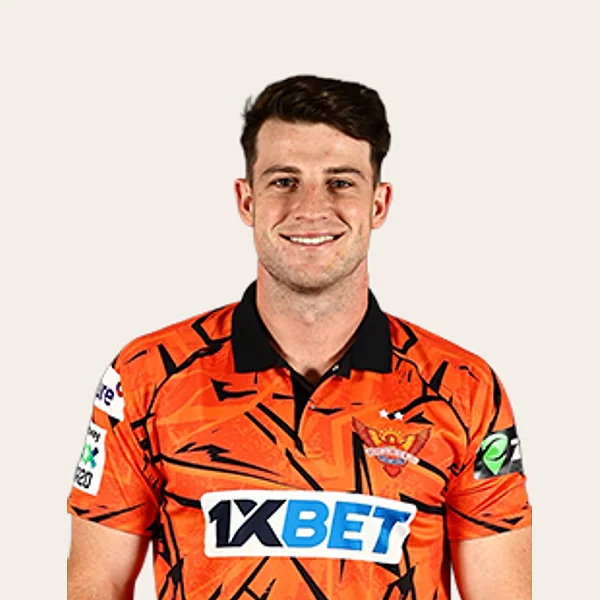 Jordan Hermann portrait in Official Sunrisers Eastern Cape squad shirt