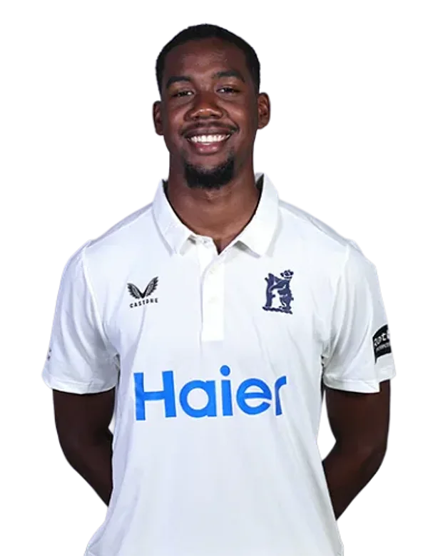 Che Simmons portrait in Official Warwickshire men's squad shirt